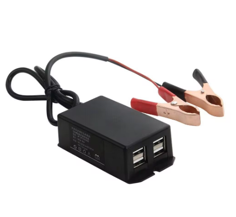 USB-A nabíječka s konektory na autobaterii 12V